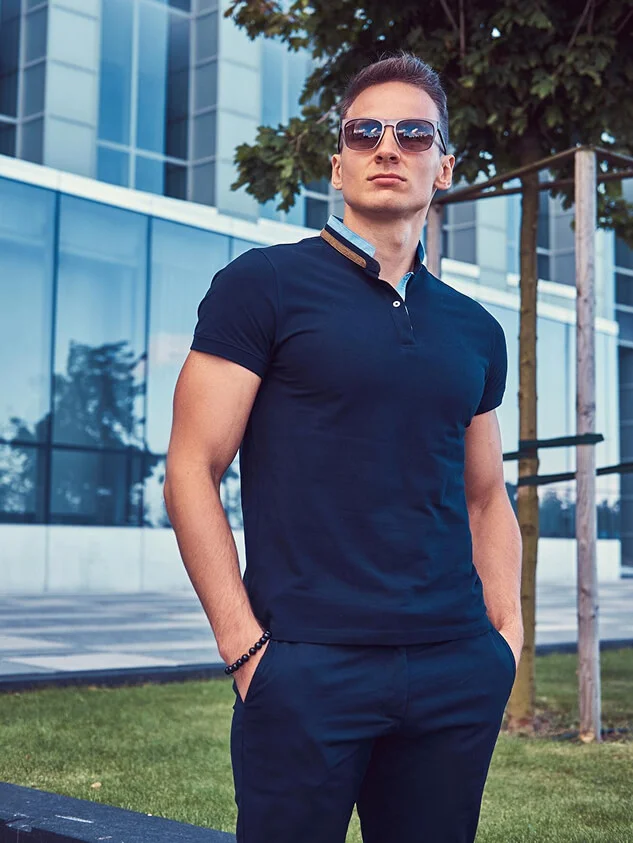 Polos